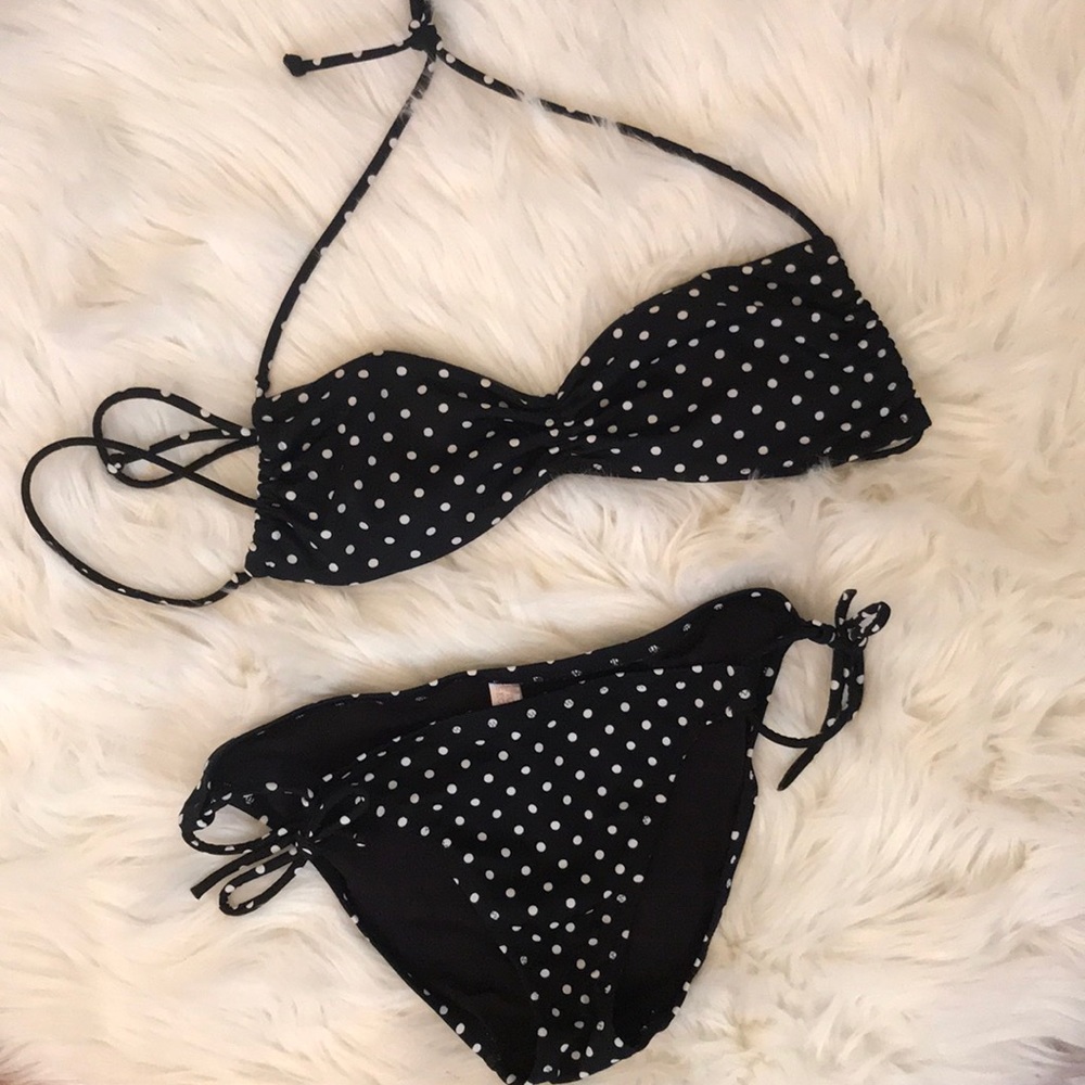 Victoria Secret polka dot bikini 👙